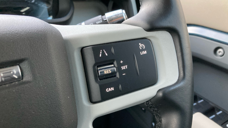 Land Rover Defender 3.0 D250 S 110 5dr Auto Diesel Estate